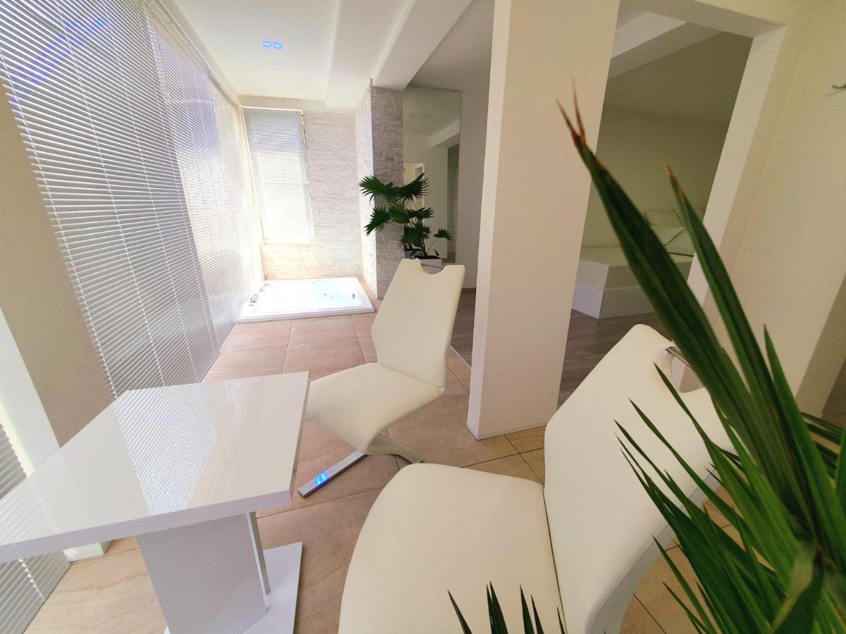 Penthouse Jacuzzi & Pool Apartmants Opatija Exteriér fotografie
