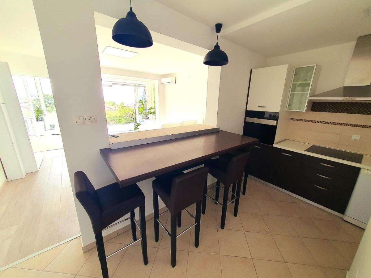 Penthouse Jacuzzi & Pool Apartmants Opatija Exteriér fotografie
