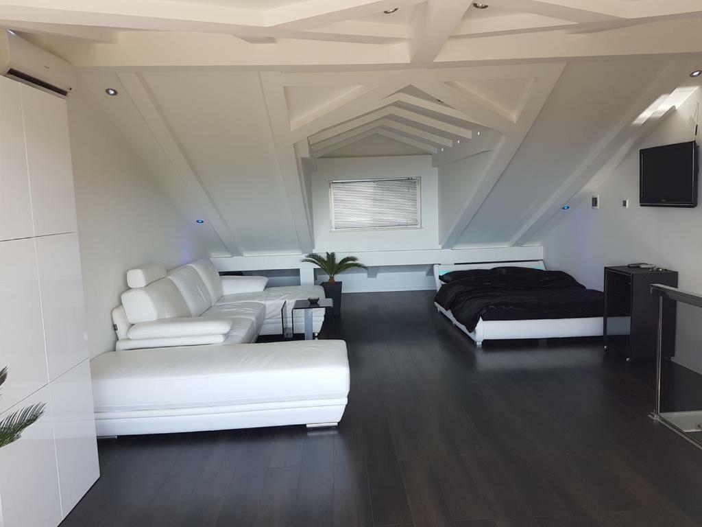 Penthouse Jacuzzi & Pool Apartmants Opatija Exteriér fotografie